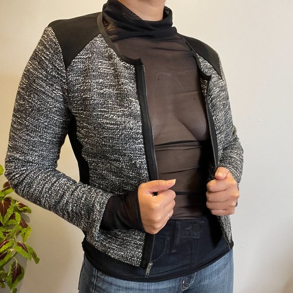 Sarah Pacini Tops - Sarah Pacini Sheer Mock Neck Long Sleeve -S-